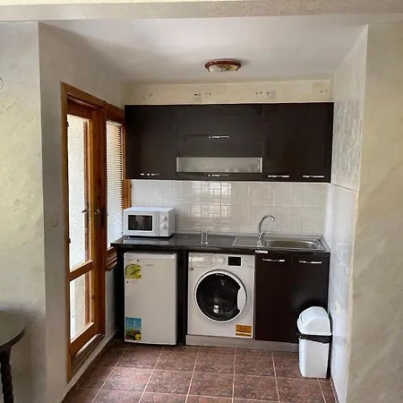 Sweet Near The Sea Daire *