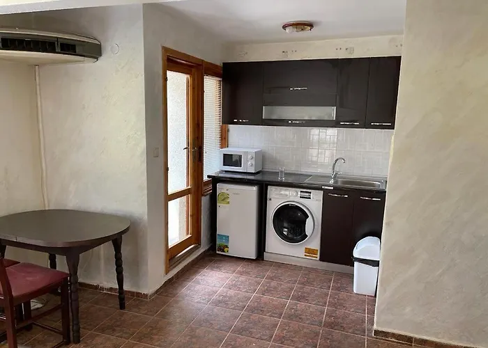 Sweet Near The Sea Апартаменты Варна